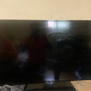 40 inch Element Tv